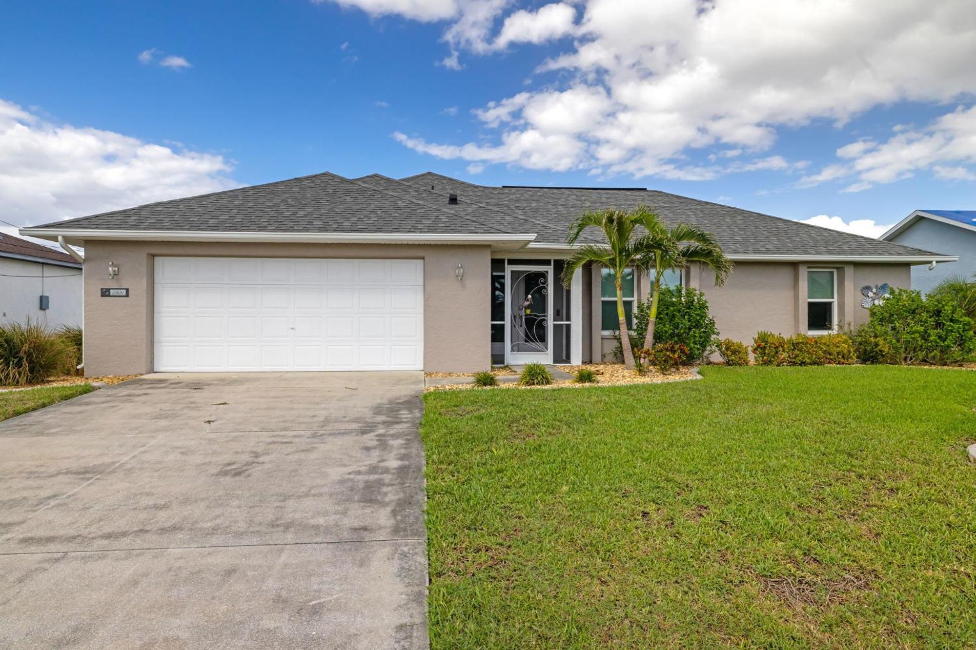 Fully Remodeled Electric-Heated Pool Home On Gulf-Access Canal - Villa Sunny Cape Coral Bagian luar foto